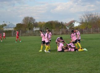 Urban Titu 2, ”Micul Ajax” de la Titu. Copiii lui ”Bădiță” au un parcurs foarte bun in Liga a 5-a, deși sunt juniori